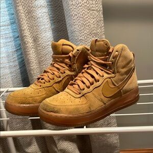 Nike Youth Tan High-Top Sneakers